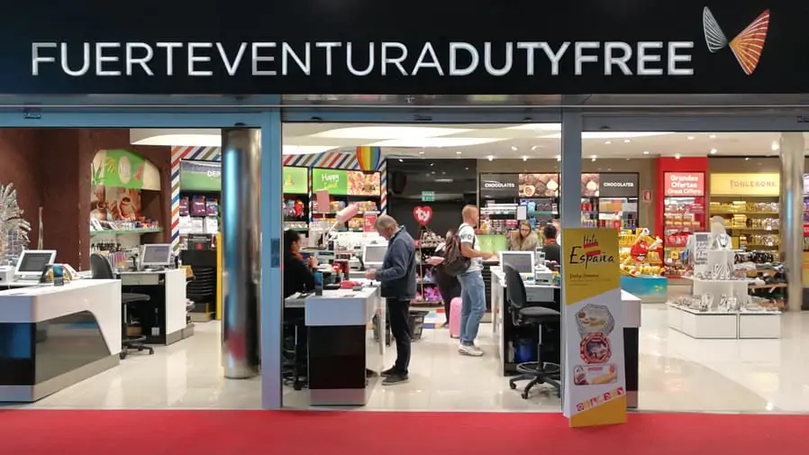fuerteventura airport shops in departure lounge
